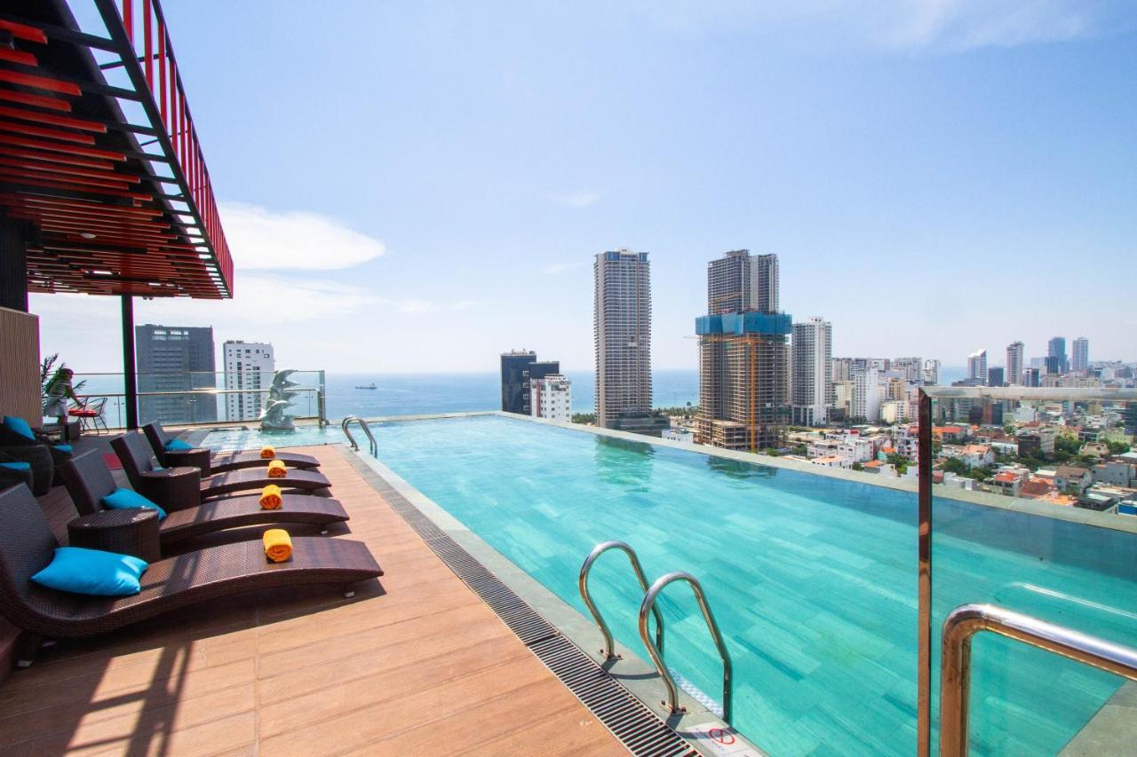 Cordial Grand Hotel Da Nang Beach - Infinity Rooftop Pool Exteriér fotografie